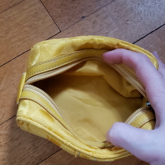 Coach wristlet - Picture 4 of 4